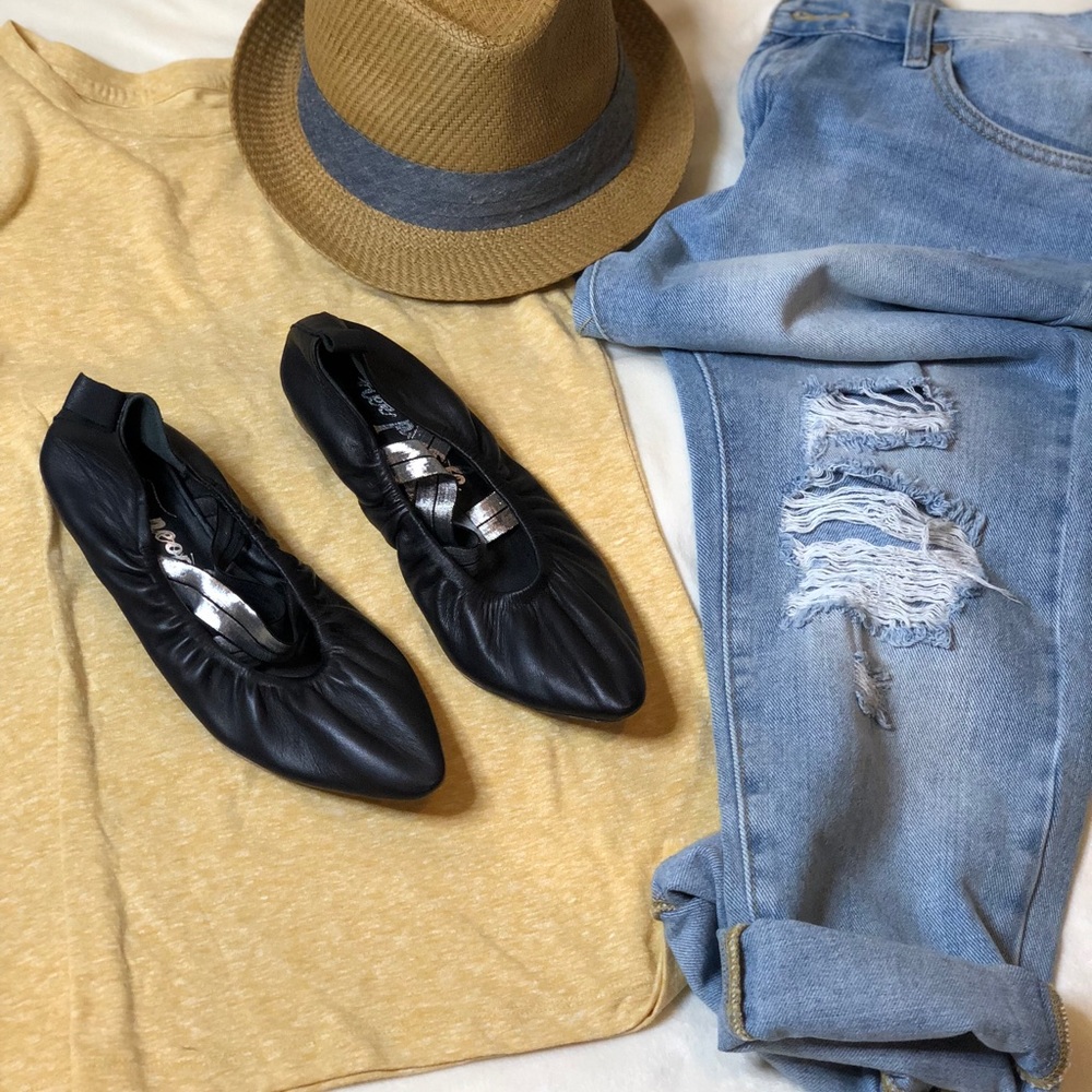 Free people solitaire flats size 7